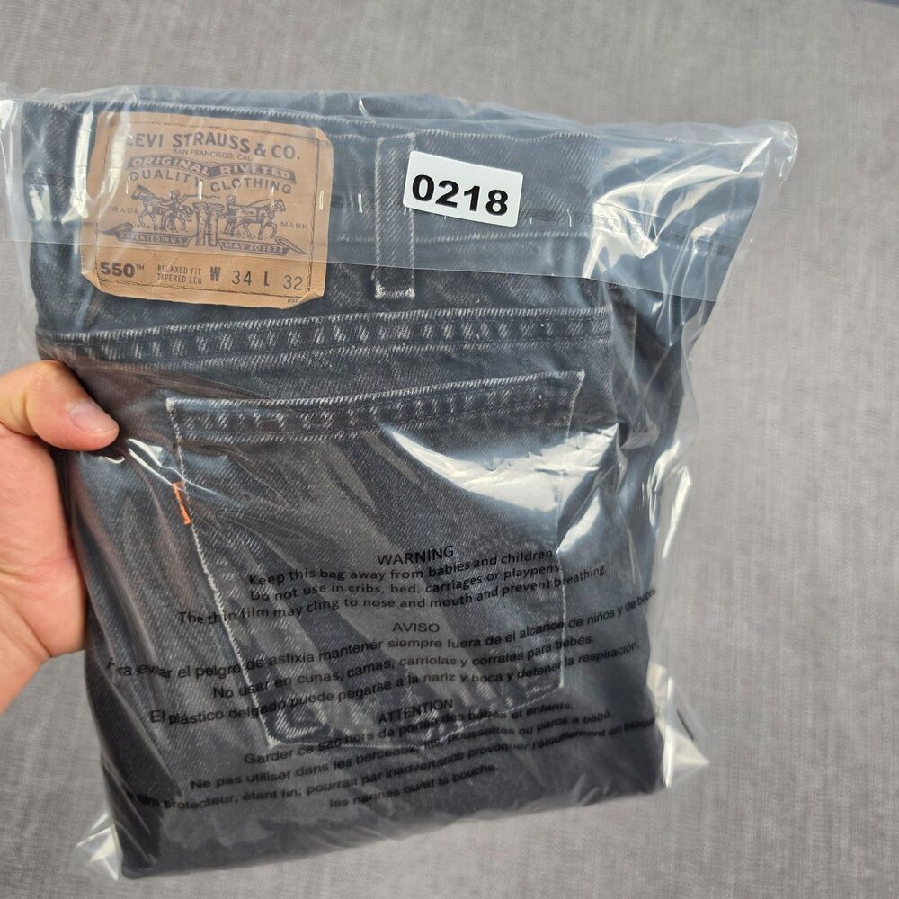 Vintage Levis 550 Orange Tab Black Jeans Mens 34x32 Made in USA Relaxed Tapered - Picture 15 of 15